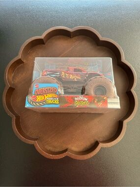 Oversized Hot Wheels Monster Truck ~ Podium Crasher